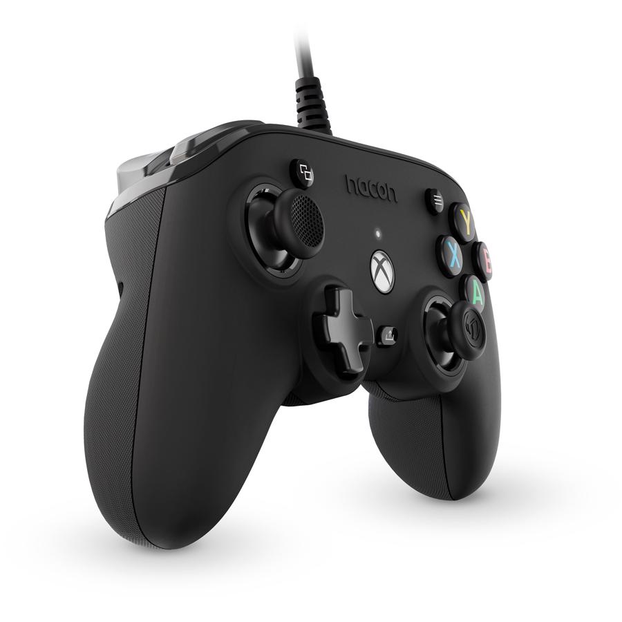 NACON Pro Compact Controller Gamepad Sort - Xbox One, Xbox Series S, Xbox Series X